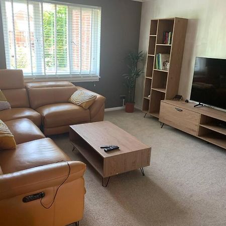 Send Cosy One Bed Flat Free Parking 아파트 외부 사진