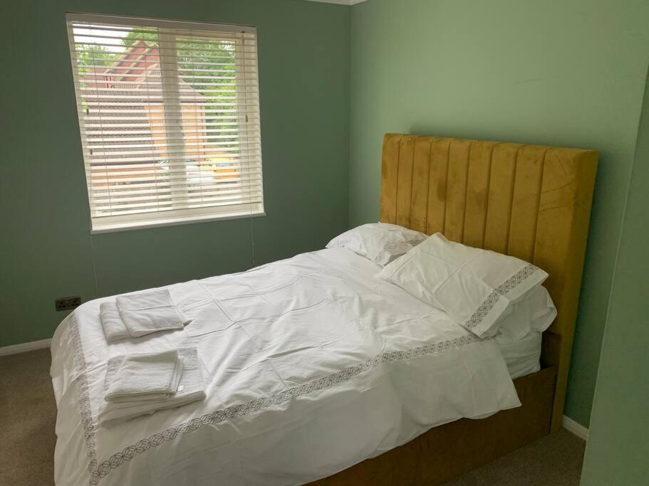 Send Cosy One Bed Flat Free Parking 아파트 외부 사진