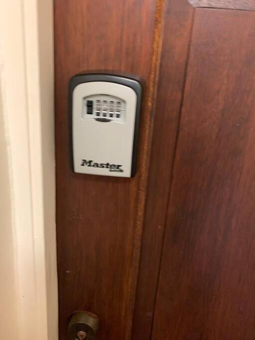 Send Cosy One Bed Flat Free Parking 아파트 외부 사진